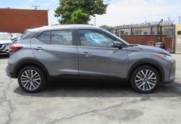 2021 Nissan Kicks - Image 5