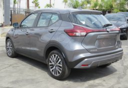 2021 Nissan Kicks - Image 9