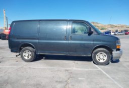 2017 Chevrolet Express - Image 5