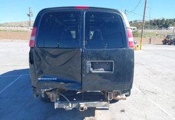 2017 Chevrolet Express - Image 11