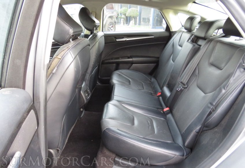 2020 Ford Fusion - Image 33