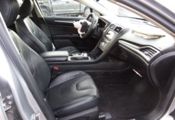 2020 Ford Fusion - Image 26