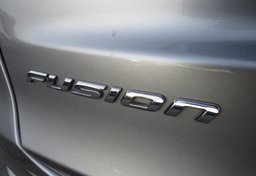 2020 Ford Fusion - Image 20