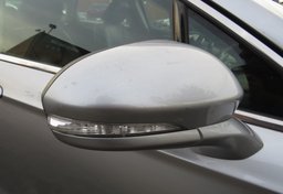 2020 Ford Fusion - Image 19