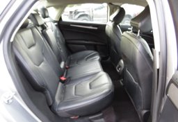 2020 Ford Fusion - Image 30