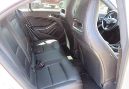 2018 Mercedes-Benz CLA - Image 29