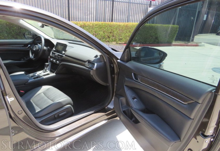 2018 Honda Accord - Image 25