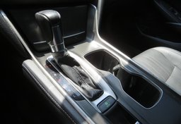 2018 Honda Accord - Image 40