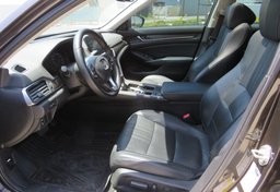 2018 Honda Accord - Image 19