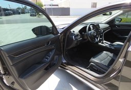 2018 Honda Accord - Image 21