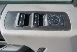 2017 Ford F-150 - Image 40