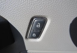 2017 Ford F-150 - Image 39