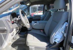 2017 Ford F-150 - Image 30