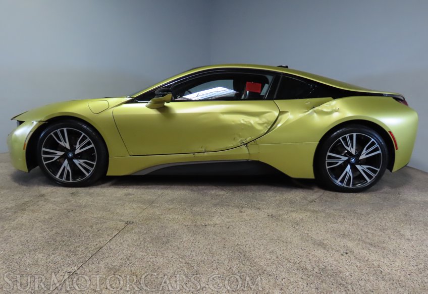 2017 BMW i8 - Image 6