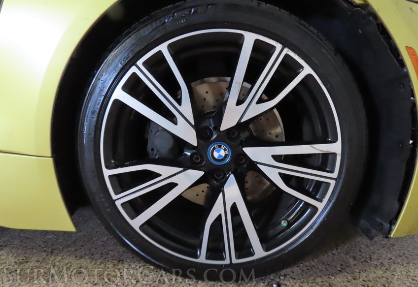 2017 BMW i8 - Image 20