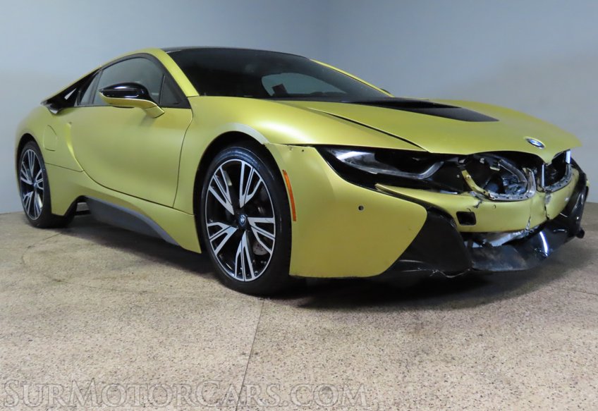 2017 BMW i8 - Image 3
