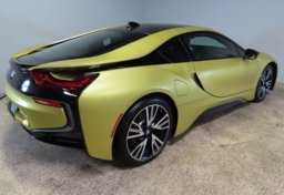 2017 BMW i8 - Image 7