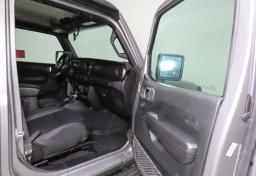 Thumbnail of 2020 Jeep Gladiator