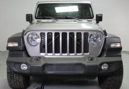 Thumbnail of 2020 Jeep Gladiator