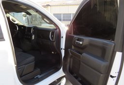 2019 Chevrolet Silverado 1500 - Image 23