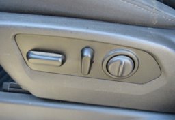 2019 Chevrolet Silverado 1500 - Image 49