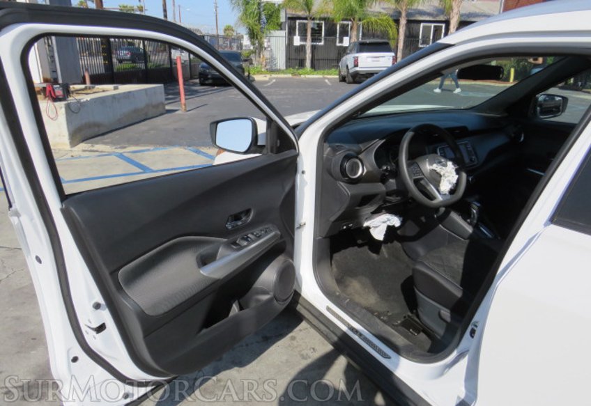 2020 Nissan Kicks - Image 20