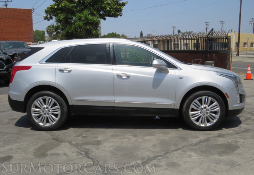 2019 Cadillac XT5 - Image 11