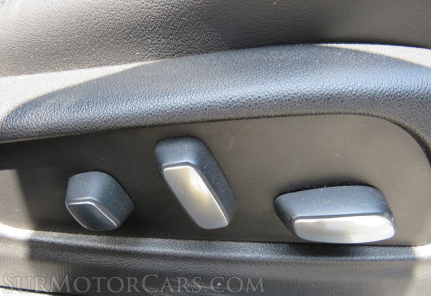 2019 Cadillac XT5 - Image 40