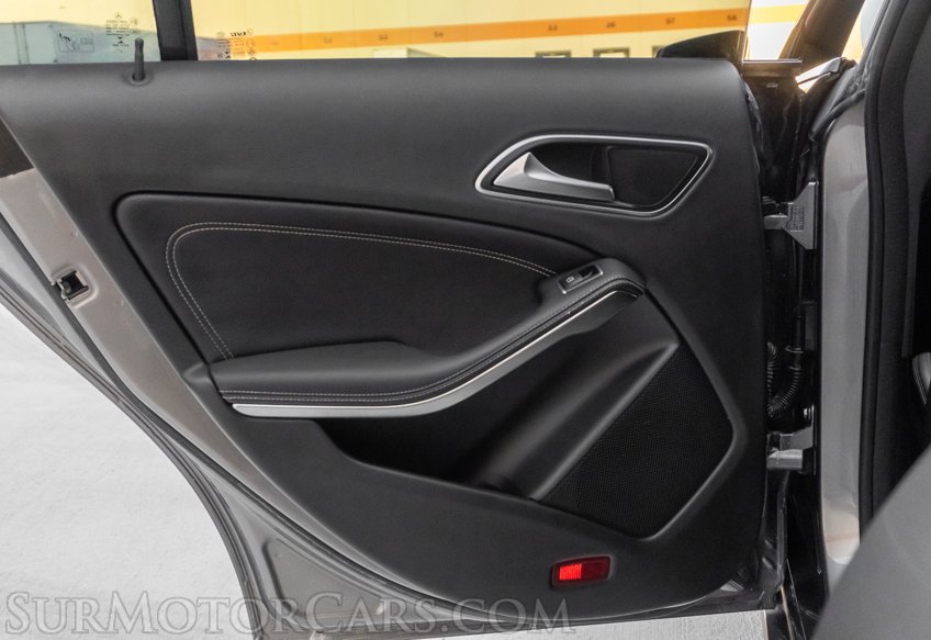 2017 Mercedes-Benz CLA - Image 31