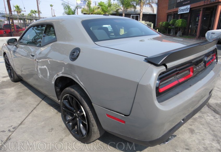 2018 Dodge Challenger - Image 5