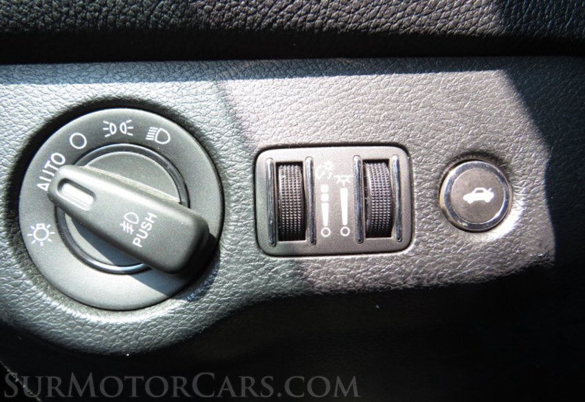 2018 Dodge Challenger - Image 31
