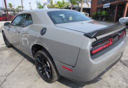 2018 Dodge Challenger - Image 5