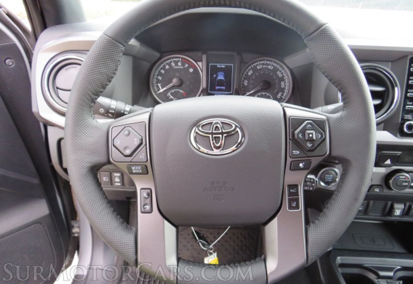 2021 Toyota Tacoma 4WD - Image 32