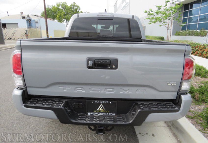 2021 Toyota Tacoma 4WD - Image 11