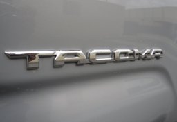 2021 Toyota Tacoma 4WD - Image 21
