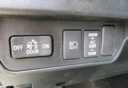 2021 Toyota Tacoma 4WD - Image 46