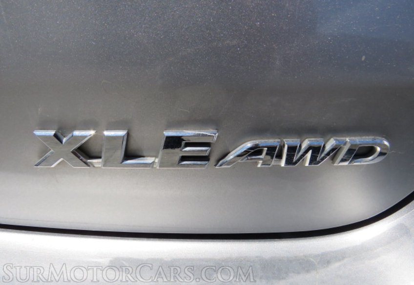 2016 Toyota Highlander - Image 19