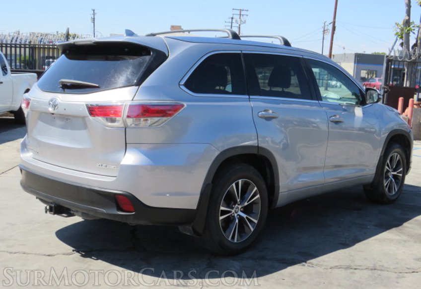 2016 Toyota Highlander - Image 8