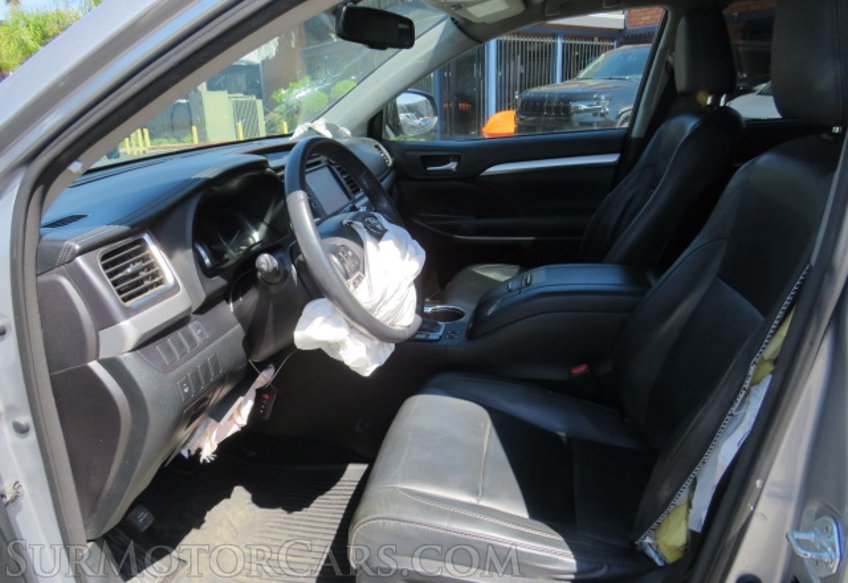 2016 Toyota Highlander - Image 27