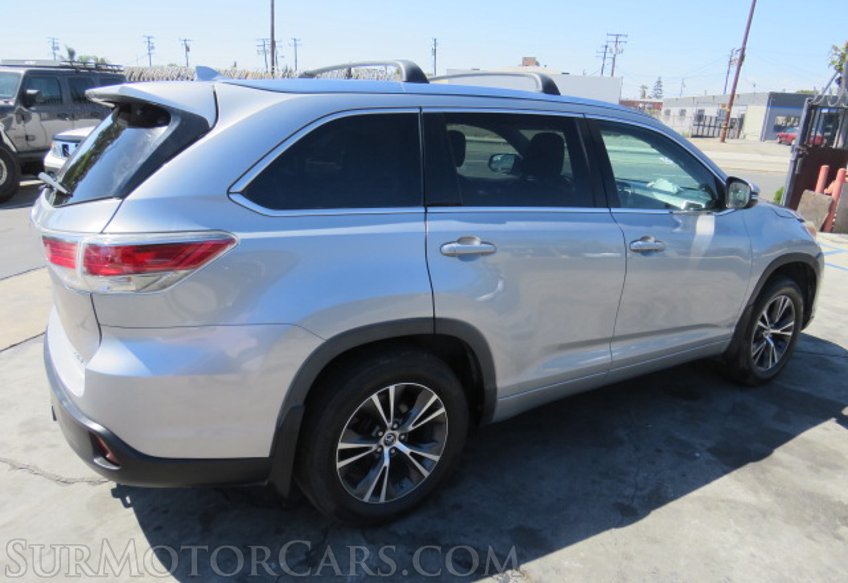 2016 Toyota Highlander - Image 6