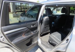 2016 Toyota Highlander - Image 23