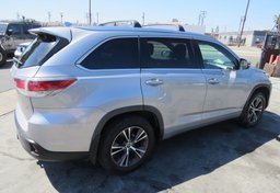 2016 Toyota Highlander - Image 6