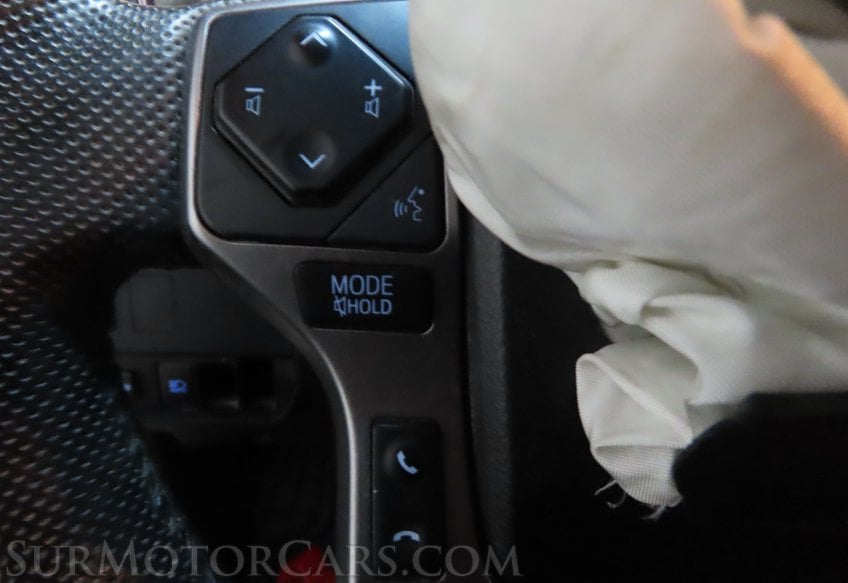 2023 Toyota Tacoma SR5 - Image 39