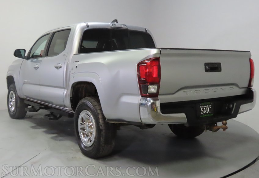 2023 Toyota Tacoma SR5 - Image 9