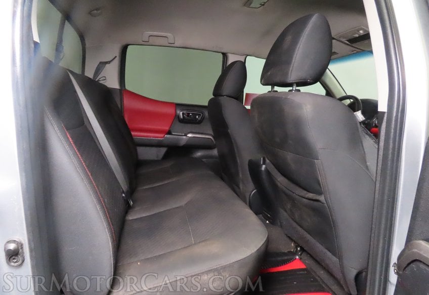 2023 Toyota Tacoma SR5 - Image 30