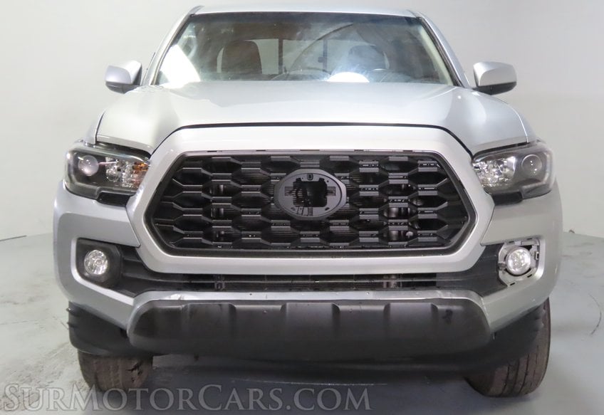 2023 Toyota Tacoma SR5 - Image 11