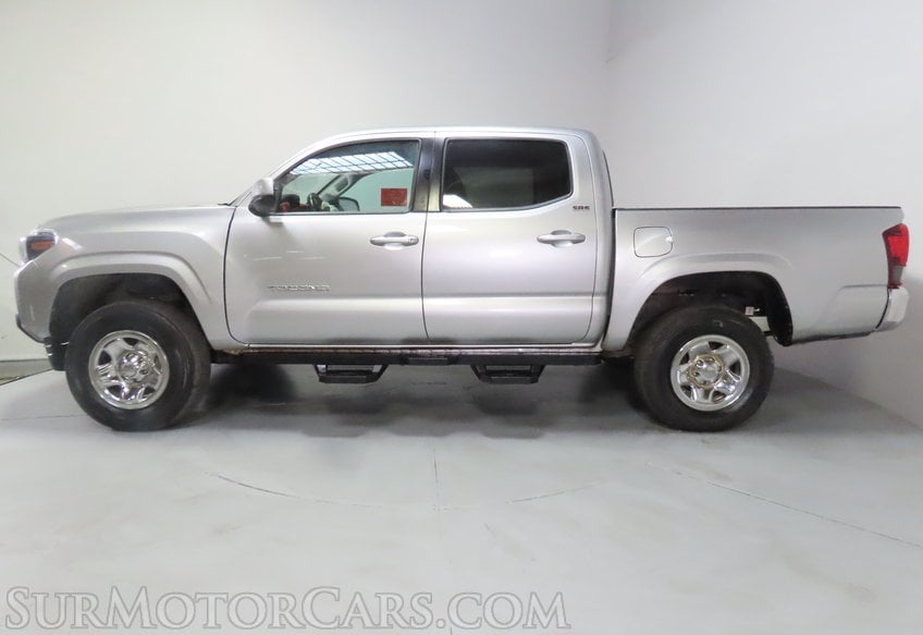 2023 Toyota Tacoma SR5 - Image 5