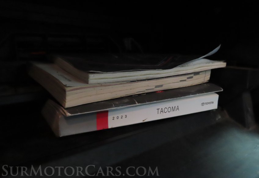 2023 Toyota Tacoma SR5 - Image 36