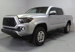 2023 Toyota Tacoma SR5 - Image 3