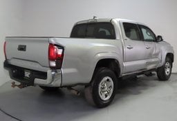 2023 Toyota Tacoma SR5 - Image 10